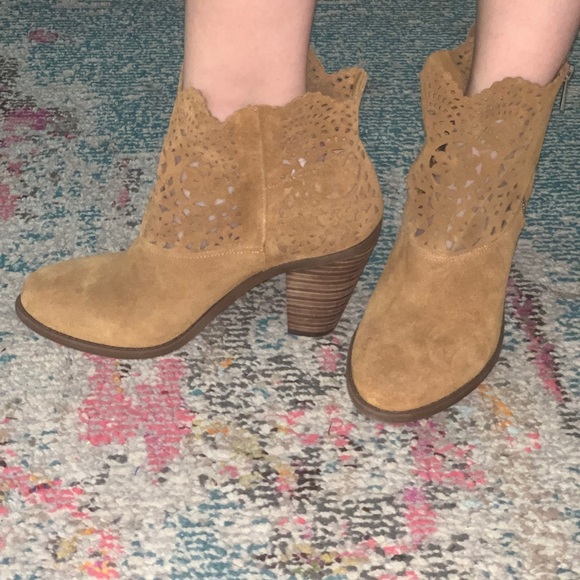 Jessica Simpson Shoes - Jessica Simpson 9.5 brown suede ankle boots